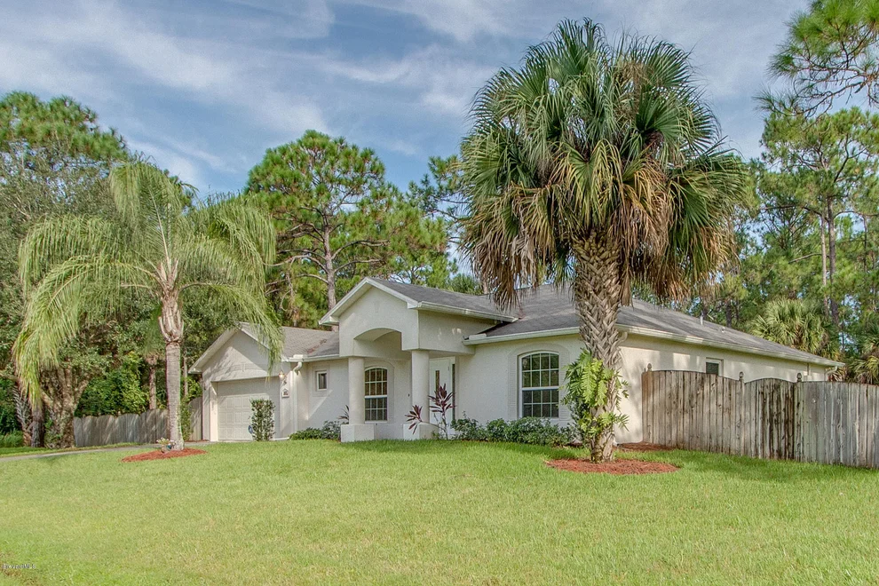 Unit for sale at 663 SE Coconut Street, Palm Bay, FL 32909
