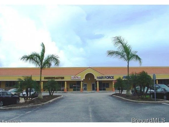 Unit for sale at 950 N Courtenay Parkway, Merritt Island, FL 32953