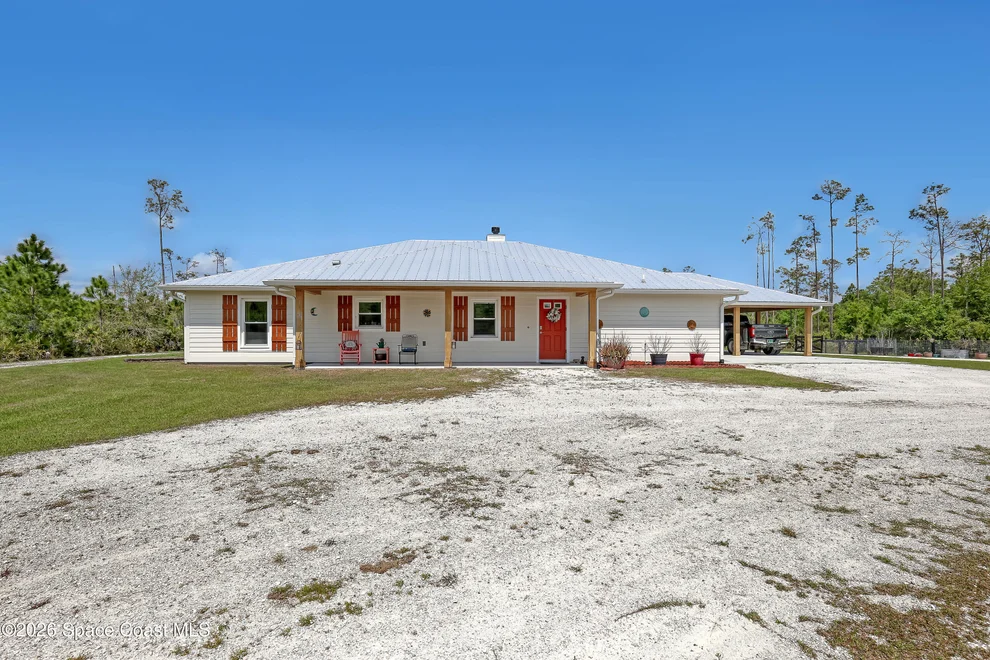 Unit for sale at 32801 Us Highway 441, Okeechobee, FL 34972