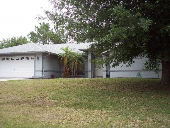 Unit for sale at 1040 SE San Matio, Palm Bay, FL 32909