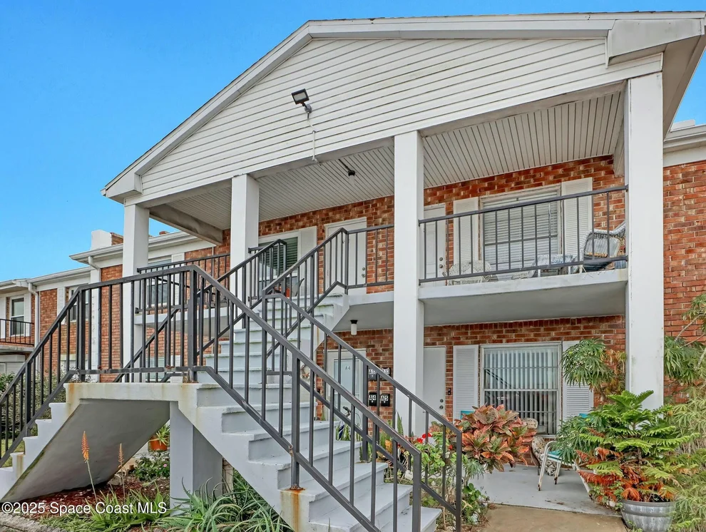 Unit for sale at 190 E Olmstead Drive, Titusville, FL 32780