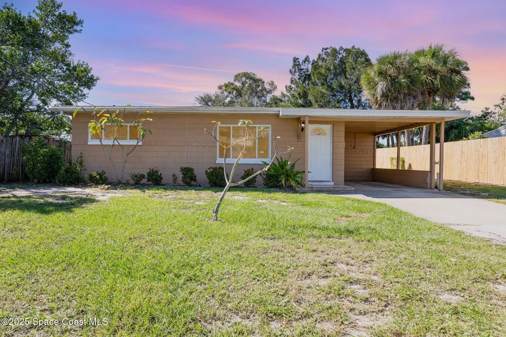 Unit for sale at 600 Hickory Street, Melbourne, FL 32901