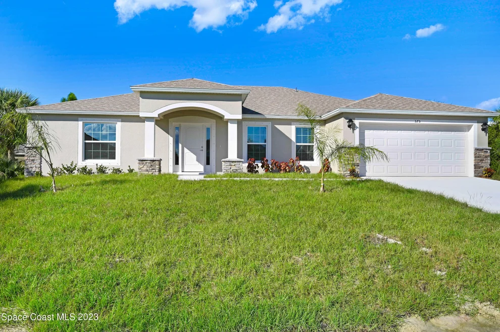 Unit for sale at 575 Hamy Street, Palm Bay, FL 32908