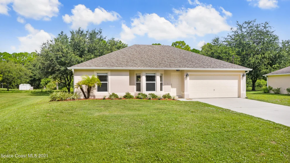 Unit for sale at 305 Paigo Street SE, Palm Bay, FL 32909