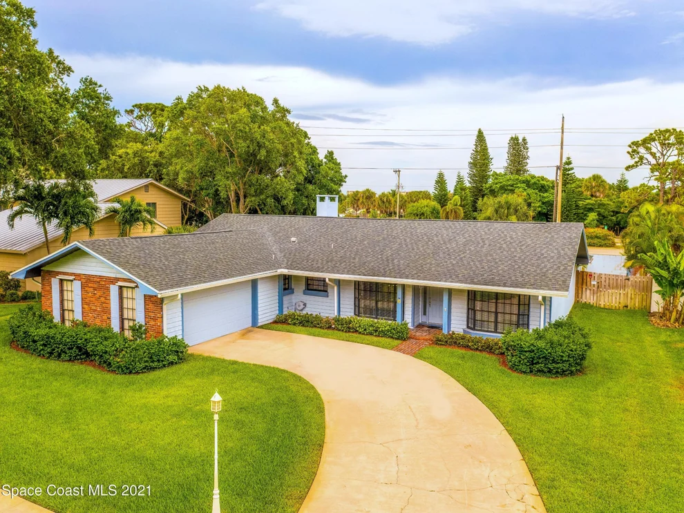 Unit for sale at 2 Yacht Club Lane, Indian Harbour Beach, FL 32937