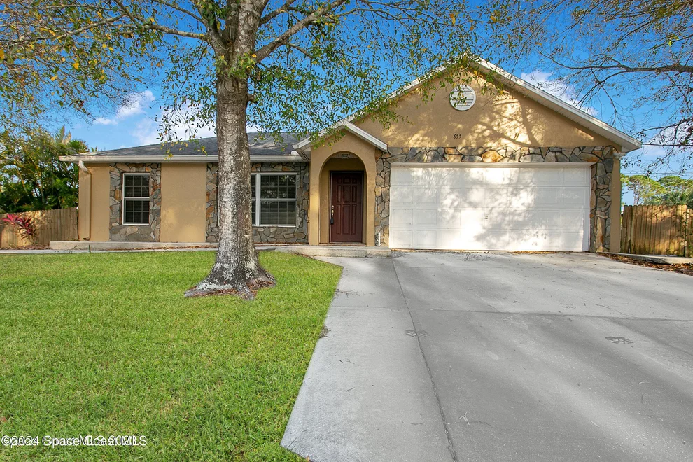 Unit for sale at 855 Tejon Avenue SW, Palm Bay, FL 32908