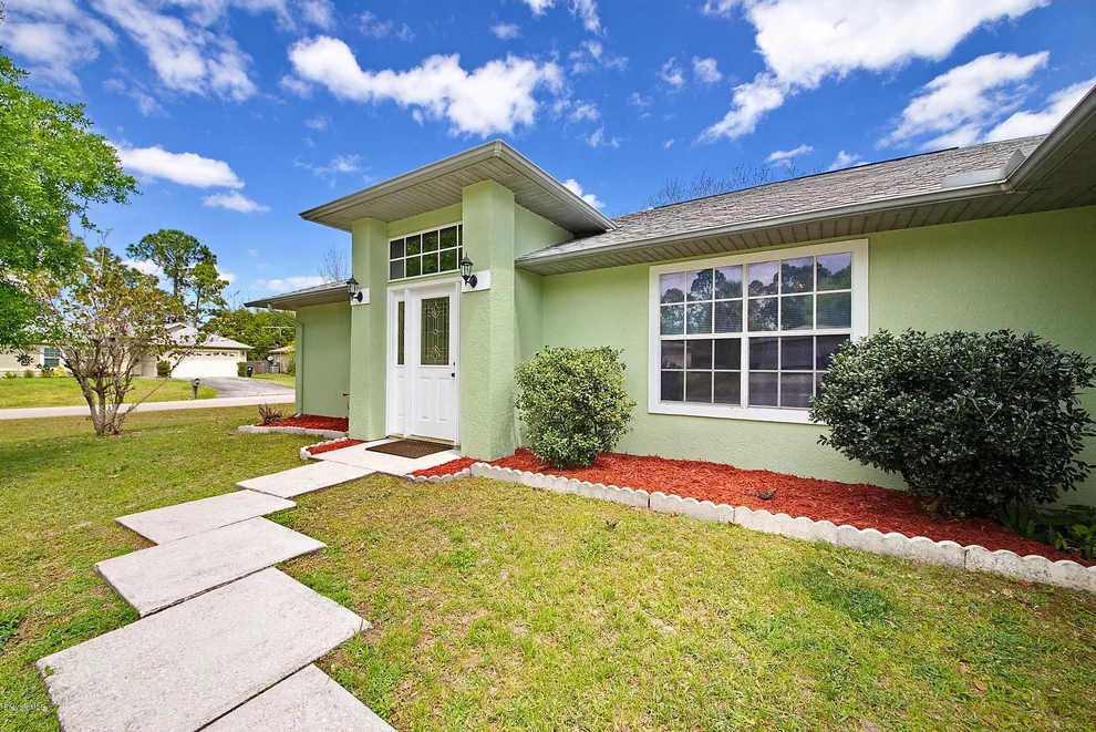Unit for sale at 759 Glendale Avenue NW, Palm Bay, FL 32907