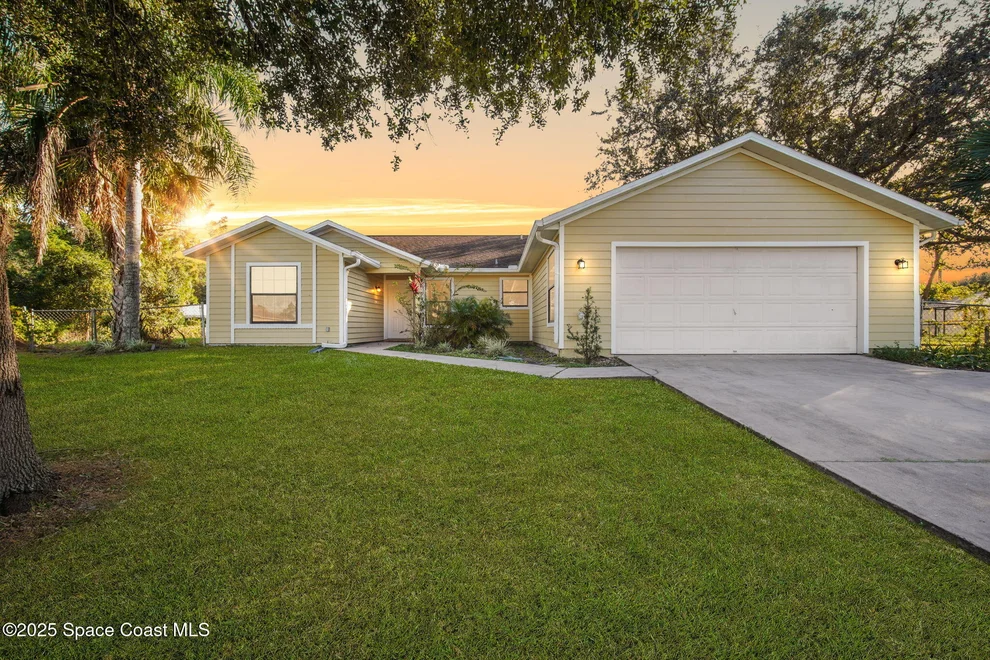 Unit for sale at 1274 Waterway Street SW, Palm Bay, FL 32908