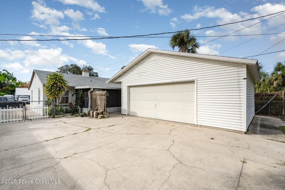 Unit for sale at 1213 W Azalea Court, Melbourne, FL 32935