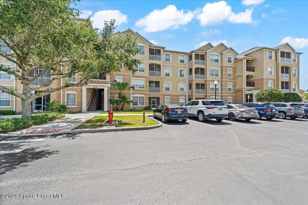 1576 Peregrine Circle