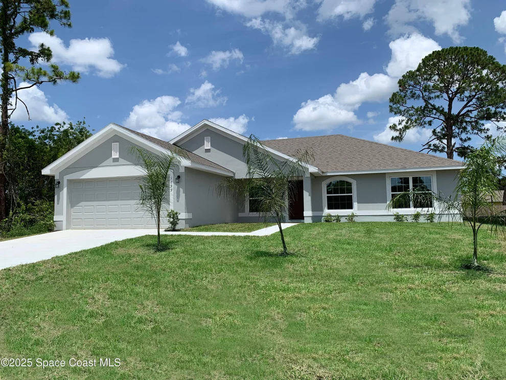 Unit for sale at 1099 Hanson Avenue SW, Palm Bay, FL 32908