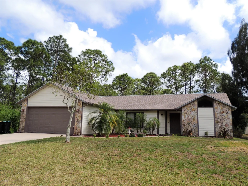 Unit for sale at 370 Dandurand Street SW, Palm Bay, FL 32908