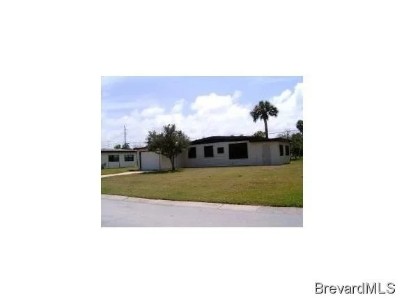 Unit for sale at 1946 Mosswood, Melbourne, FL 32935