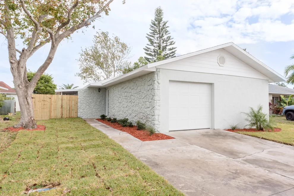 Unit for sale at 70 N Rosiland Court N, Merritt Island, FL 32952