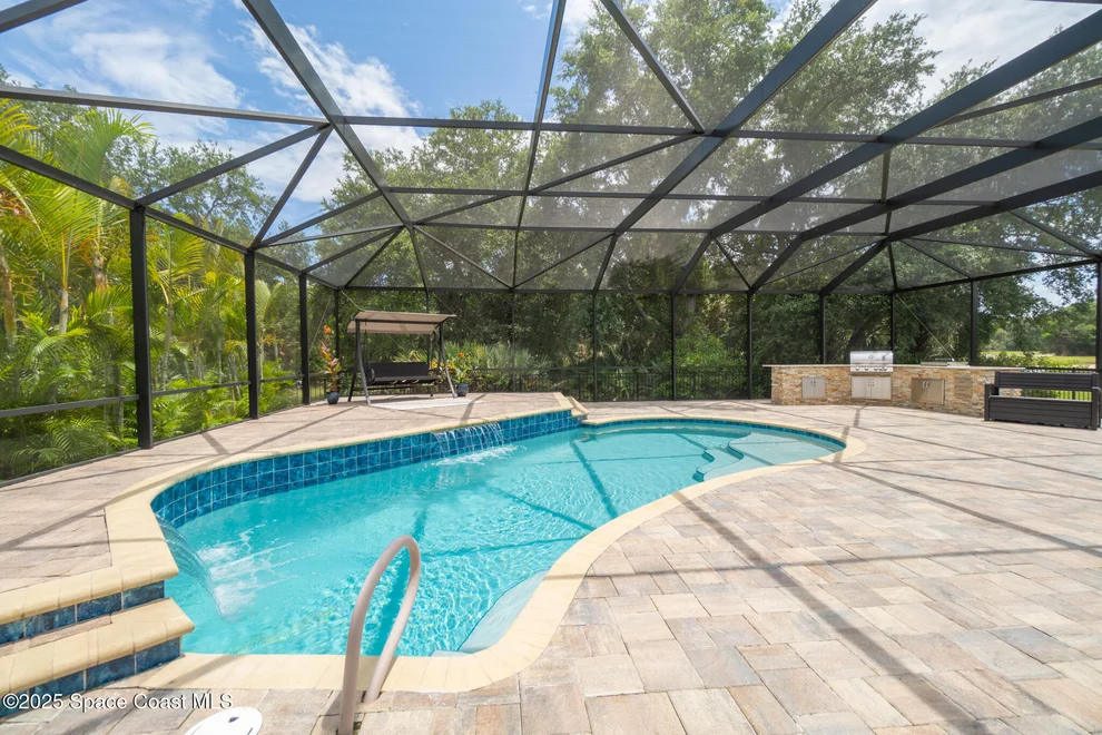 Unit for sale at 7914 Creshire Court, Melbourne, FL 32940