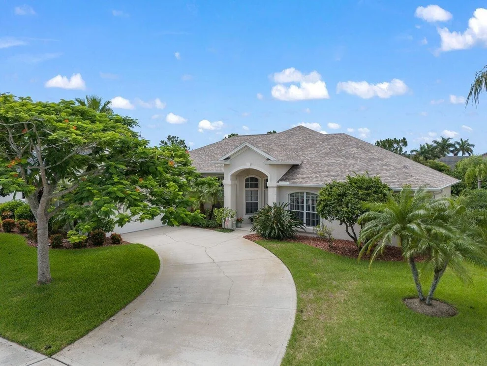 Unit for sale at 4300 Stoney Point Road, Melbourne, FL 32940