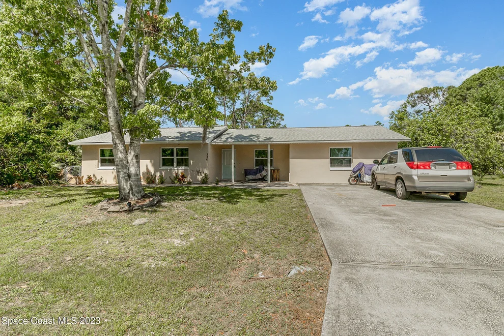 Unit for sale at 336 Wilmette Avenue SW, Palm Bay, FL 32908