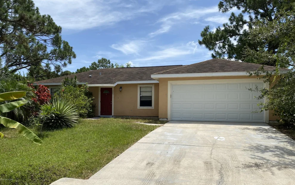 Unit for sale at 795 Gibbons Road SW, Palm Bay, FL 32908