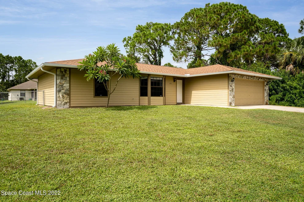 Unit for sale at 1291 Daton Road SW, Palm Bay, FL 32908