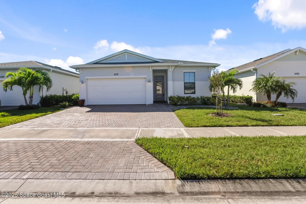 Unit for sale at 1572 Great Belt Circle, Melbourne, FL 32940