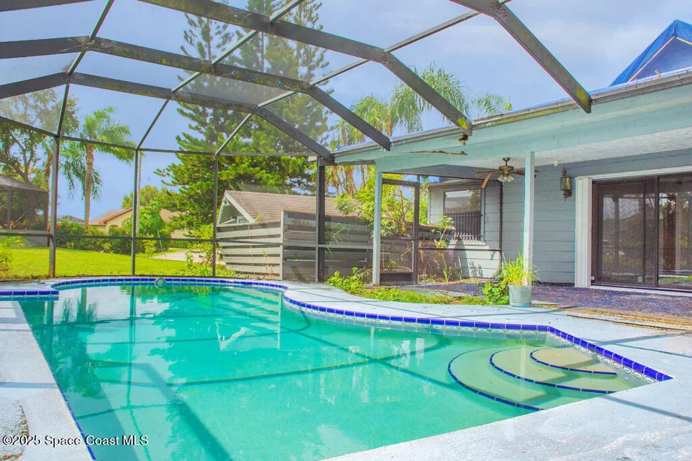 Unit for sale at 398 SW Ray Avenue, Port St. Lucie, FL 34983