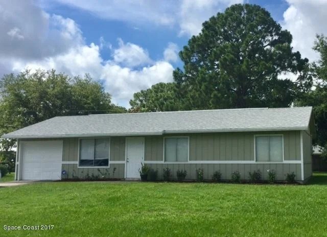 Unit for sale at 800 Vantage Street SE, Palm Bay, FL 32909