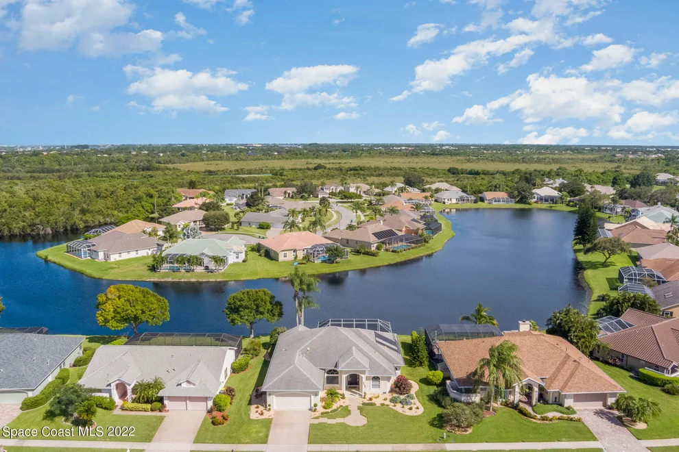 Unit for sale at 993 Wildwood Drive, Melbourne, FL 32940