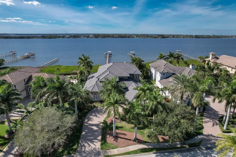 Unit for sale at 325 Lansing Island Drive, Satellite Beach, FL 32937