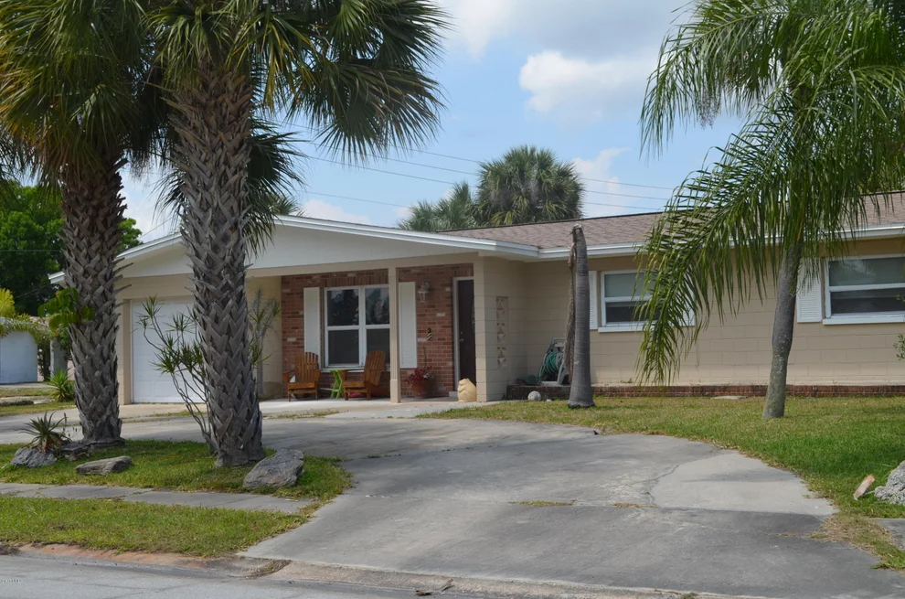 Unit for sale at 1380 Floral Lane, Merritt Island, FL 32952