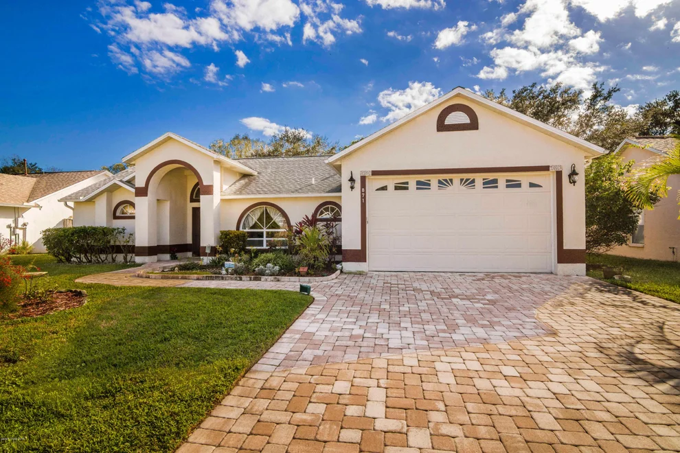 Unit for sale at 871 Hunters Creek Drive, West Melbourne, FL 32904