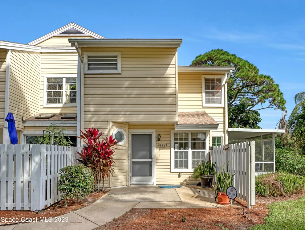 Unit for sale at 725 Players Court, Melbourne, FL 32940