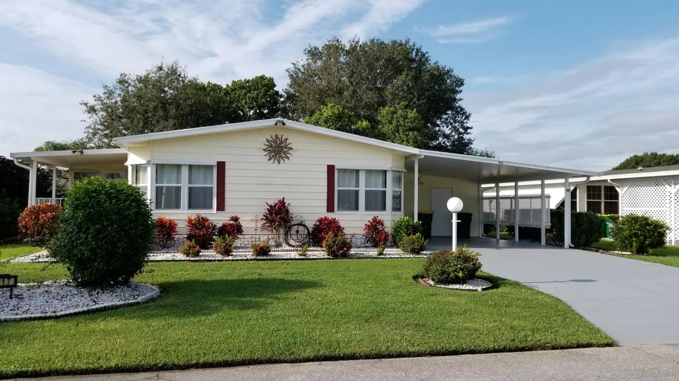 Unit for sale at 917 Cypress Street, Barefoot Bay, FL 32976