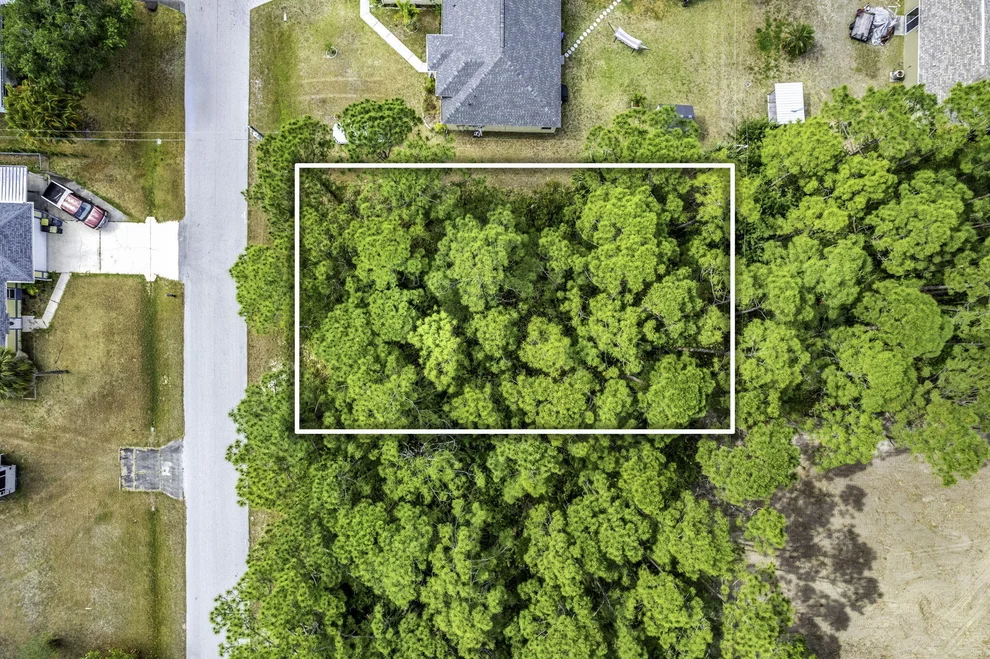 Unit for sale at 960 Hanson Avenue SW, Palm Bay, FL 32908