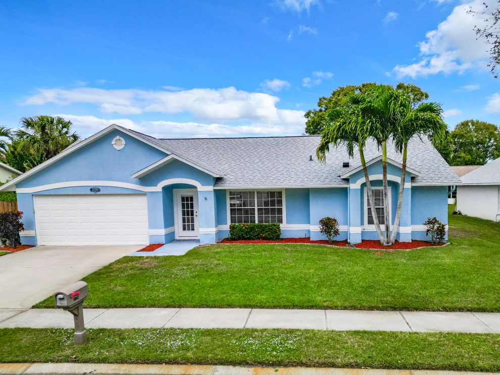 Unit for sale at 2130 Grand Teton Boulevard, Melbourne, FL 32935