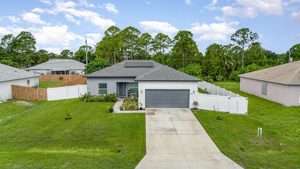 Unit for sale at 2880 Fontainebleau Avenue SE, Palm Bay, FL 32909