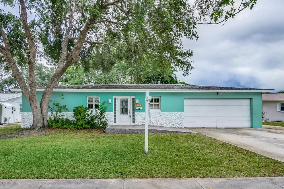Unit for sale at 954 Sandlewood Lane, Rockledge, FL 32955