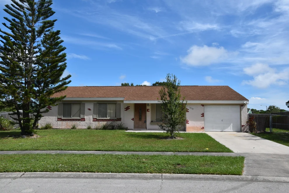 Unit for sale at 1337 Cromey Road NE, Palm Bay, FL 32905