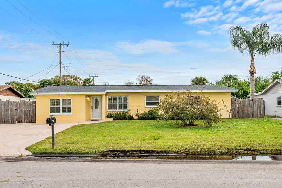 Unit for sale at 124 1st Street, Merritt Island, FL 32953