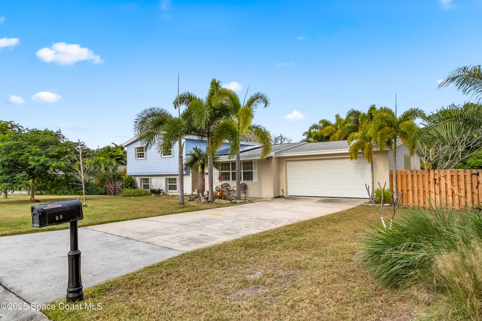 Unit for sale at 409 Lynn Avenue, Melbourne, FL 32935