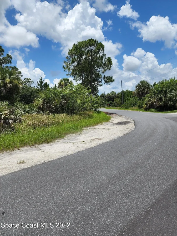 Unit for sale at 2930 Fiske Road SE, Palm Bay, FL 32909