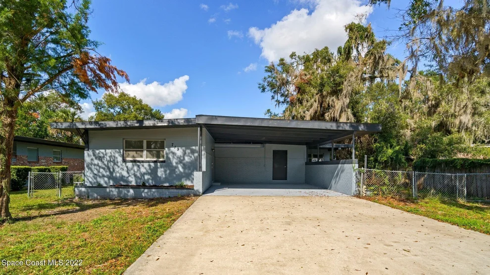Unit for sale at 719 W Euclid Avenue, DeLand, FL 32720
