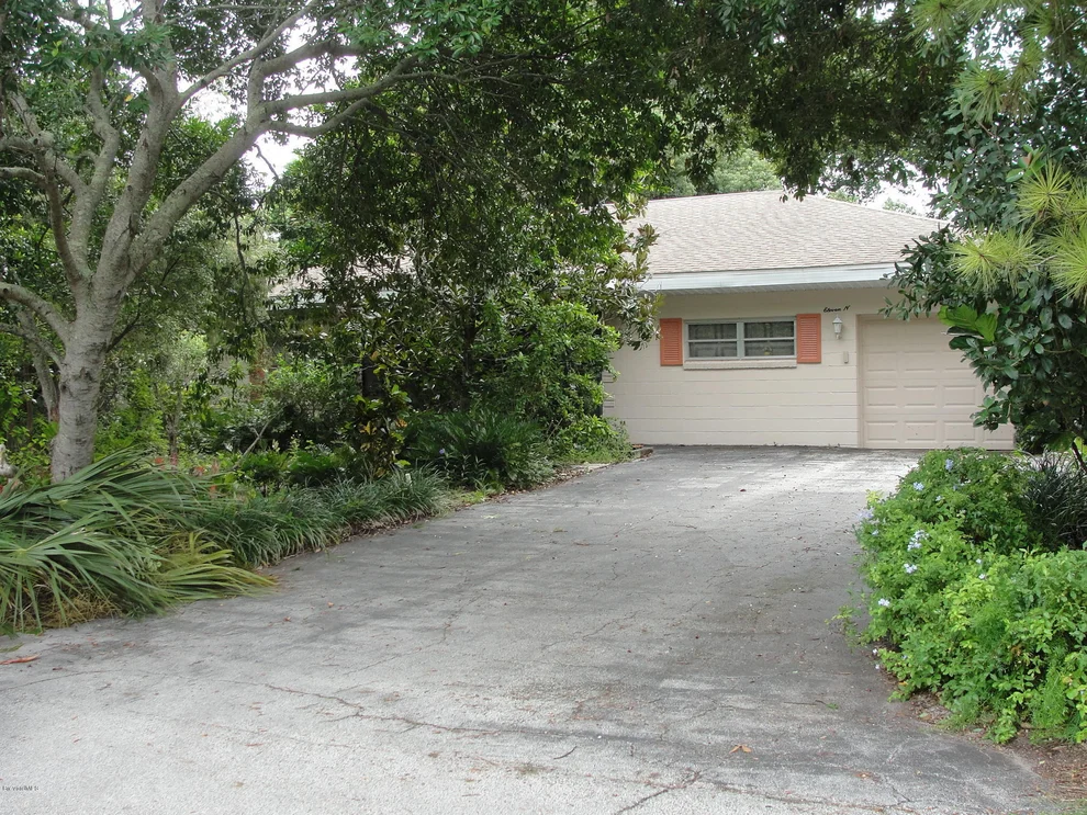 Unit for sale at 11 N Hardee Circle, Rockledge, FL 32955
