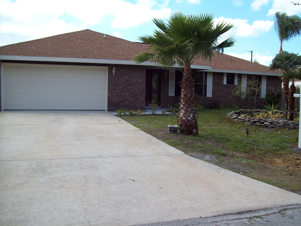Unit for sale at 924 SE Mermaid Avenue, Palm Bay, FL 32909
