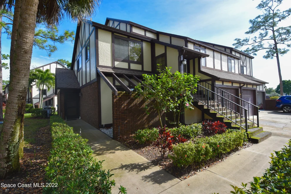 Unit for sale at 810 Greenwood Manor Circle, West Melbourne, FL 32904