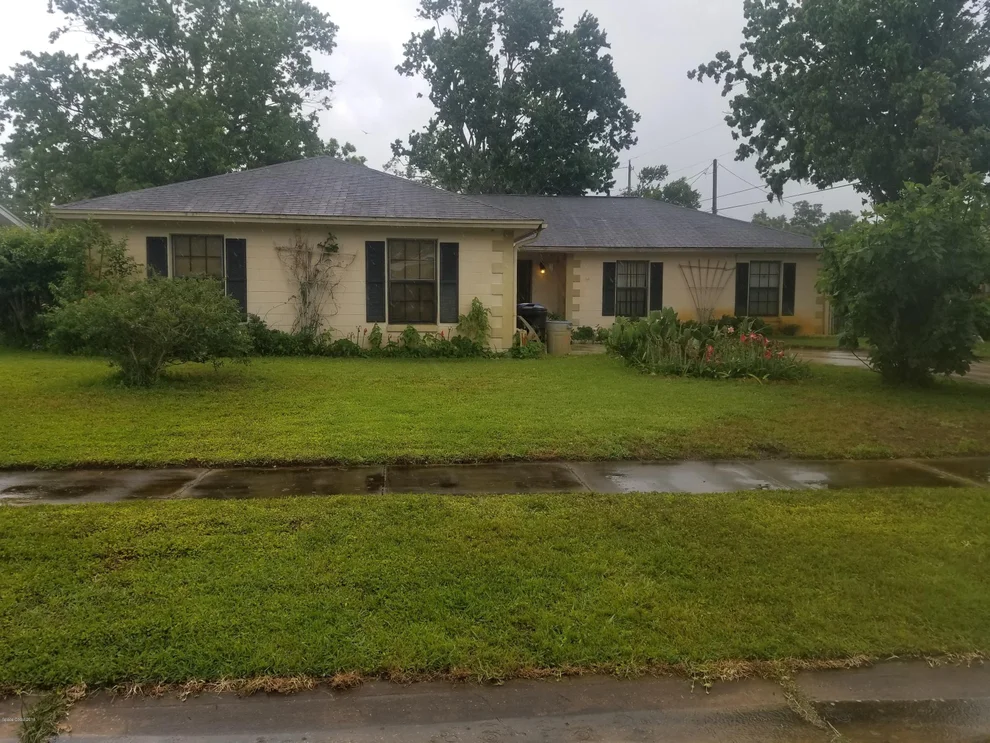 Unit for sale at 1795 S Lilac Circle S, Titusville, FL 32796