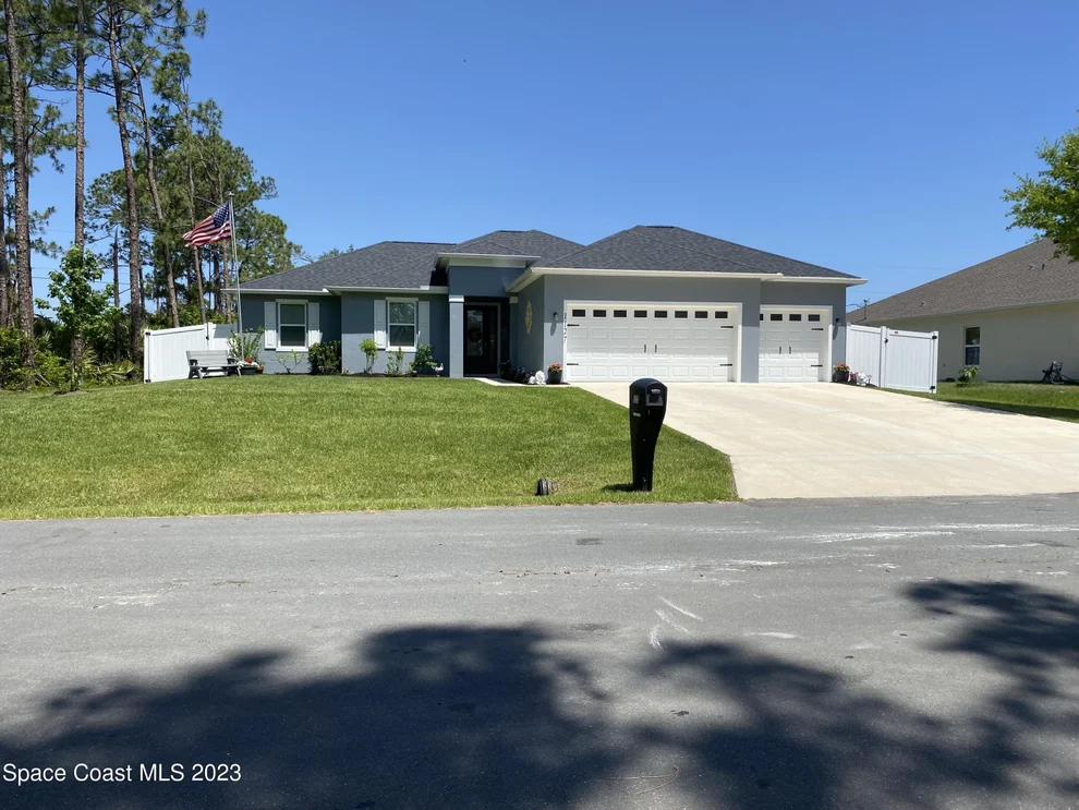 Unit for sale at 1127 Moon Street SE, Palm Bay, FL 32909