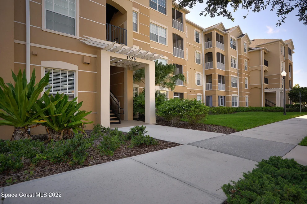Unit for sale at 1576 Peregrine Circle, Rockledge, FL 32955
