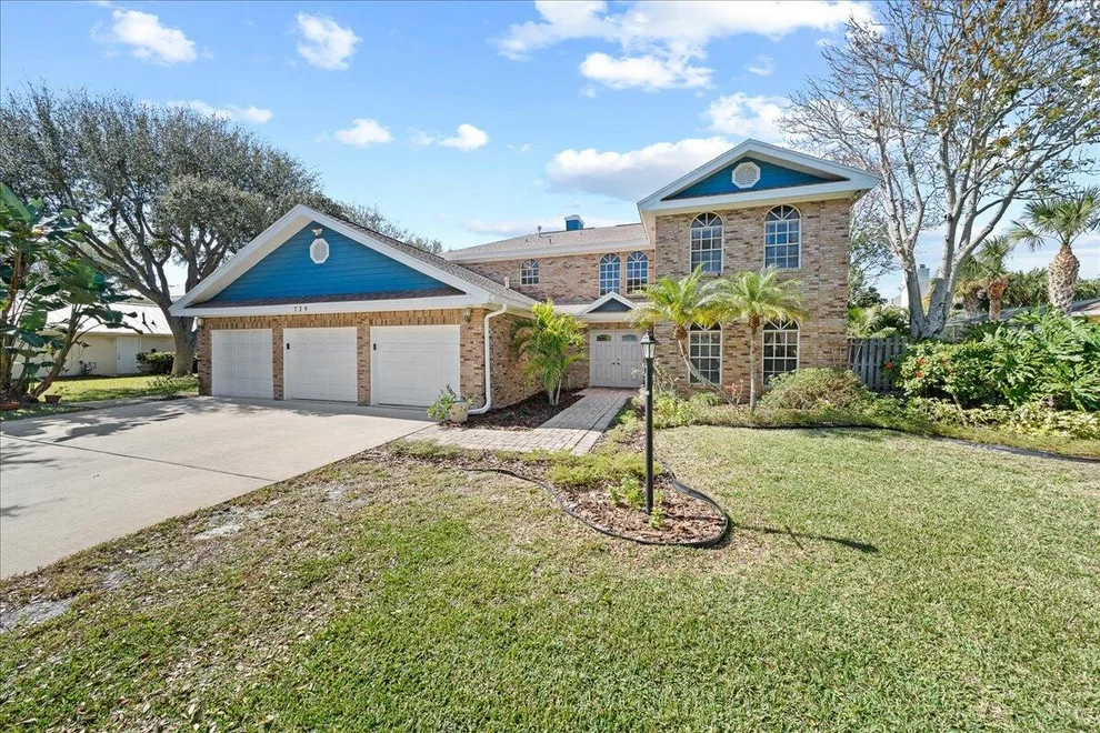 Unit for sale at 729 Hummingbird Drive, Indialantic, FL 32903