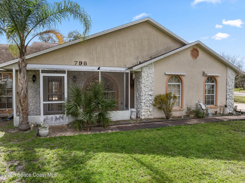 Unit for sale at 798 Parsons Circle SE, Palm Bay, FL 32909