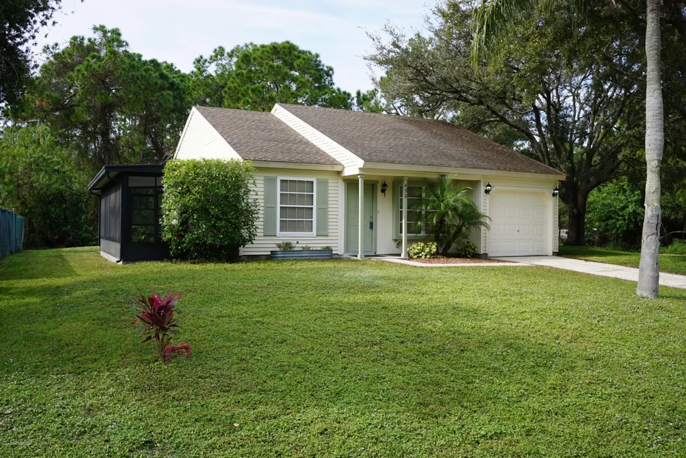 Unit for sale at 496 Iroquois Avenue NW, Palm Bay, FL 32907